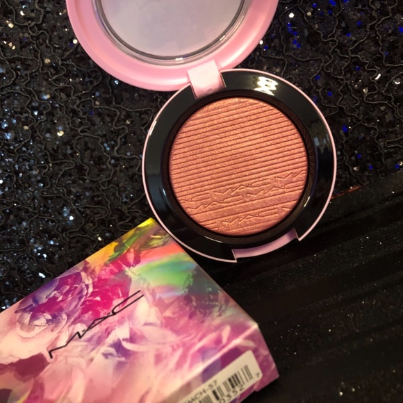 NWT - MAC / highlighter limited edition - Picture 4 of 4